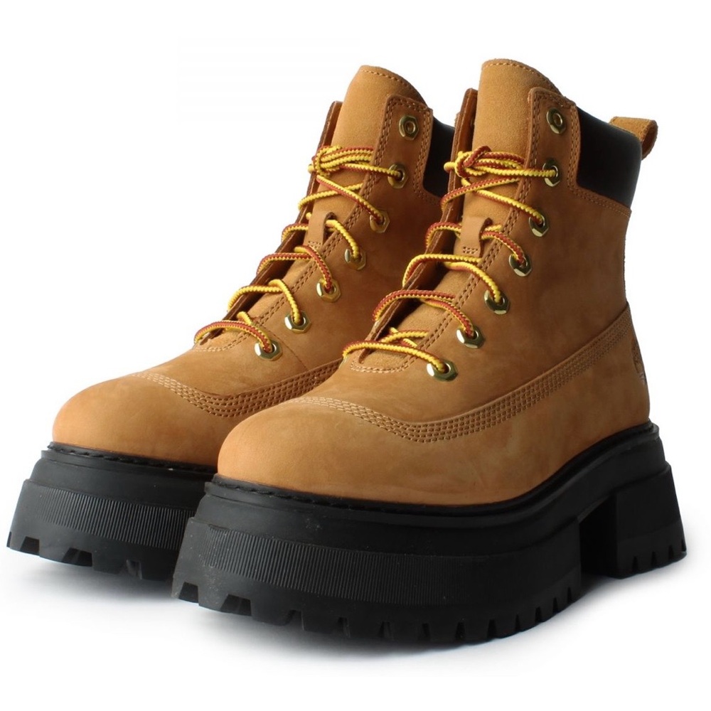 Timberland Women's Brown Combat Boots
NWOB